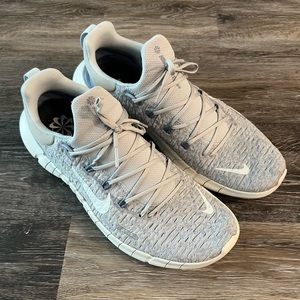 2021 Nike Free 5.0 sz 12